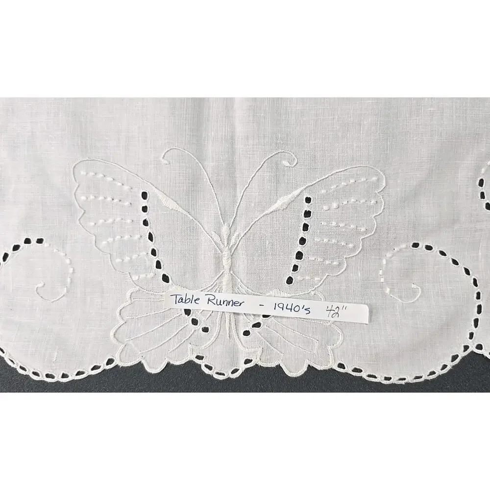 Vintage 1940'S Hand Embroidered Lot os 2 42